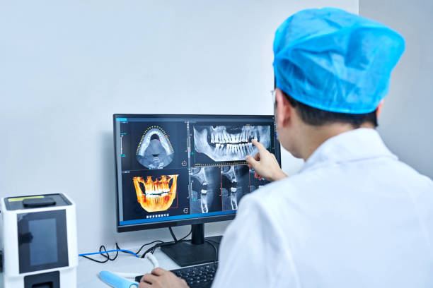 Best Cosmetic Emergency Dentistry in Lakes Of The Four Seasons, IN